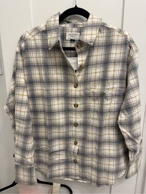 American Eagle Outfitters Cream & Blue Plaid Button-Up Shirt
